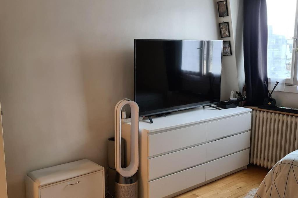 Cosy Studio In The Heart Of Paris / Marais Екстер'єр фото